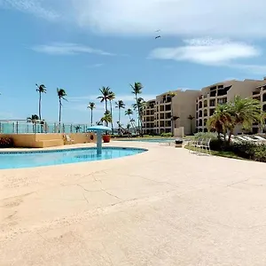 Crescent 251 Apartment